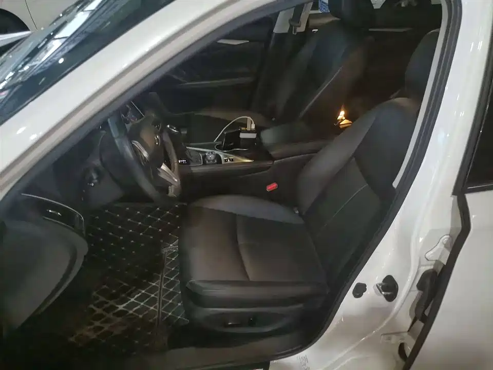Infiniti Q50L Infiniti Q50L