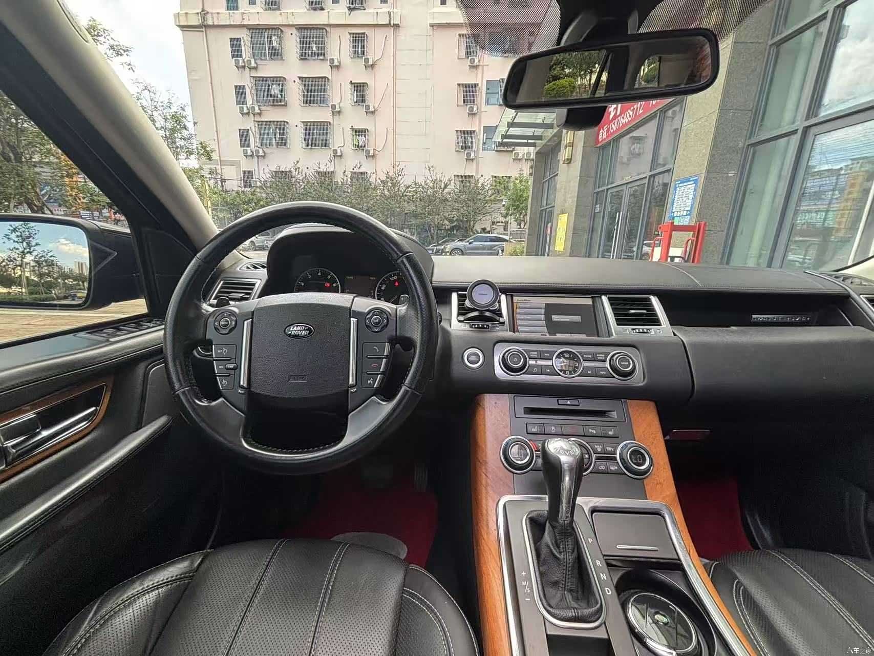 Land Rover Range Rover, 2011 14
