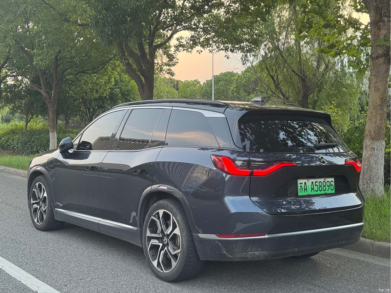 NIO ES8, 2022 все фото