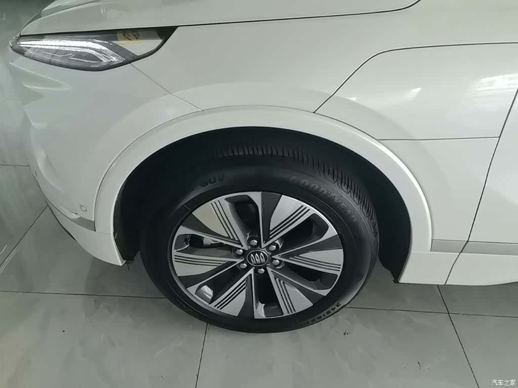 Buick E5, 2025 23