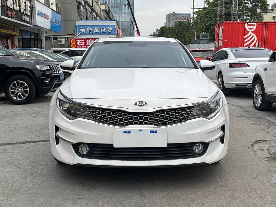 Kia K5