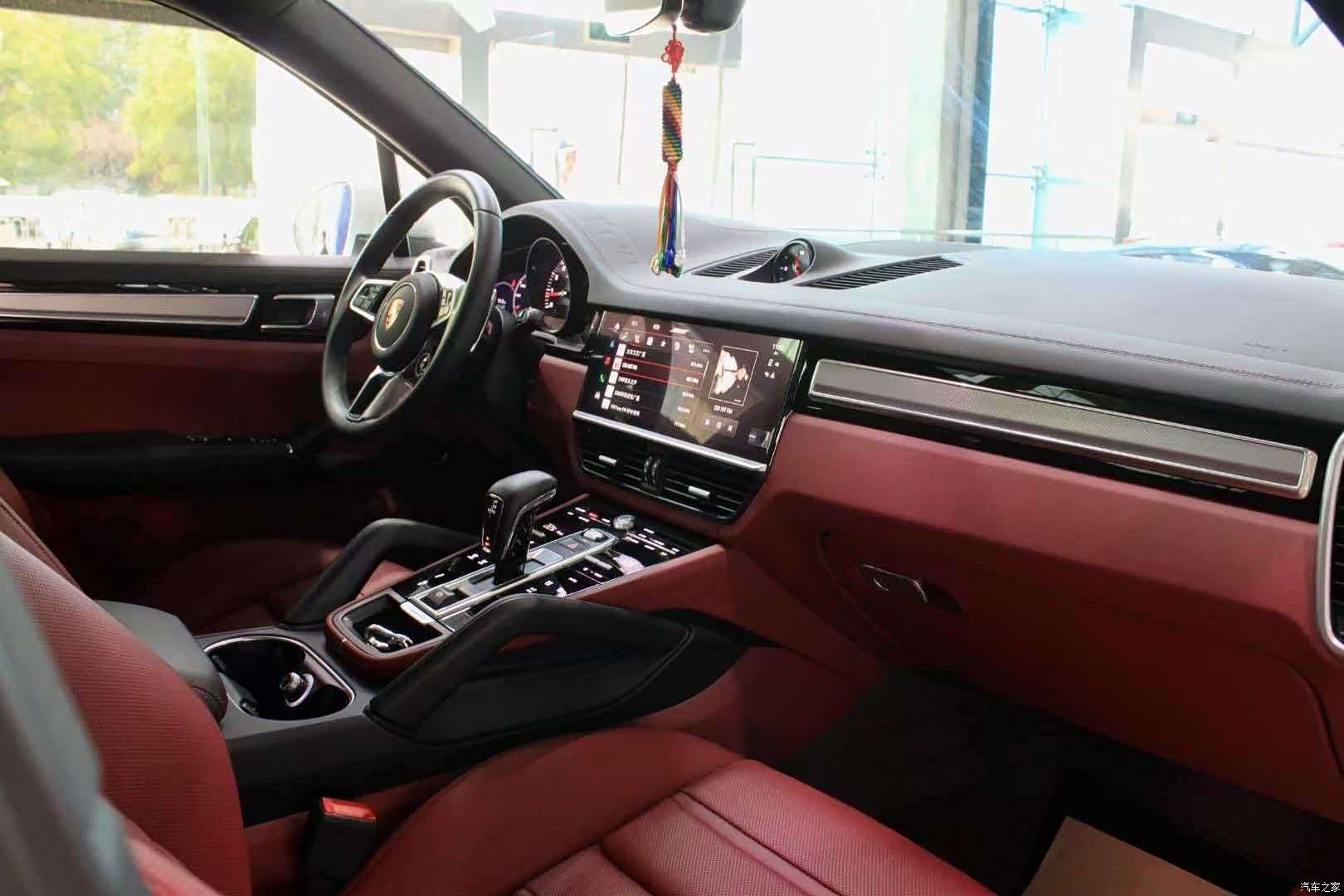 Porsche Cayenne, 2023 4