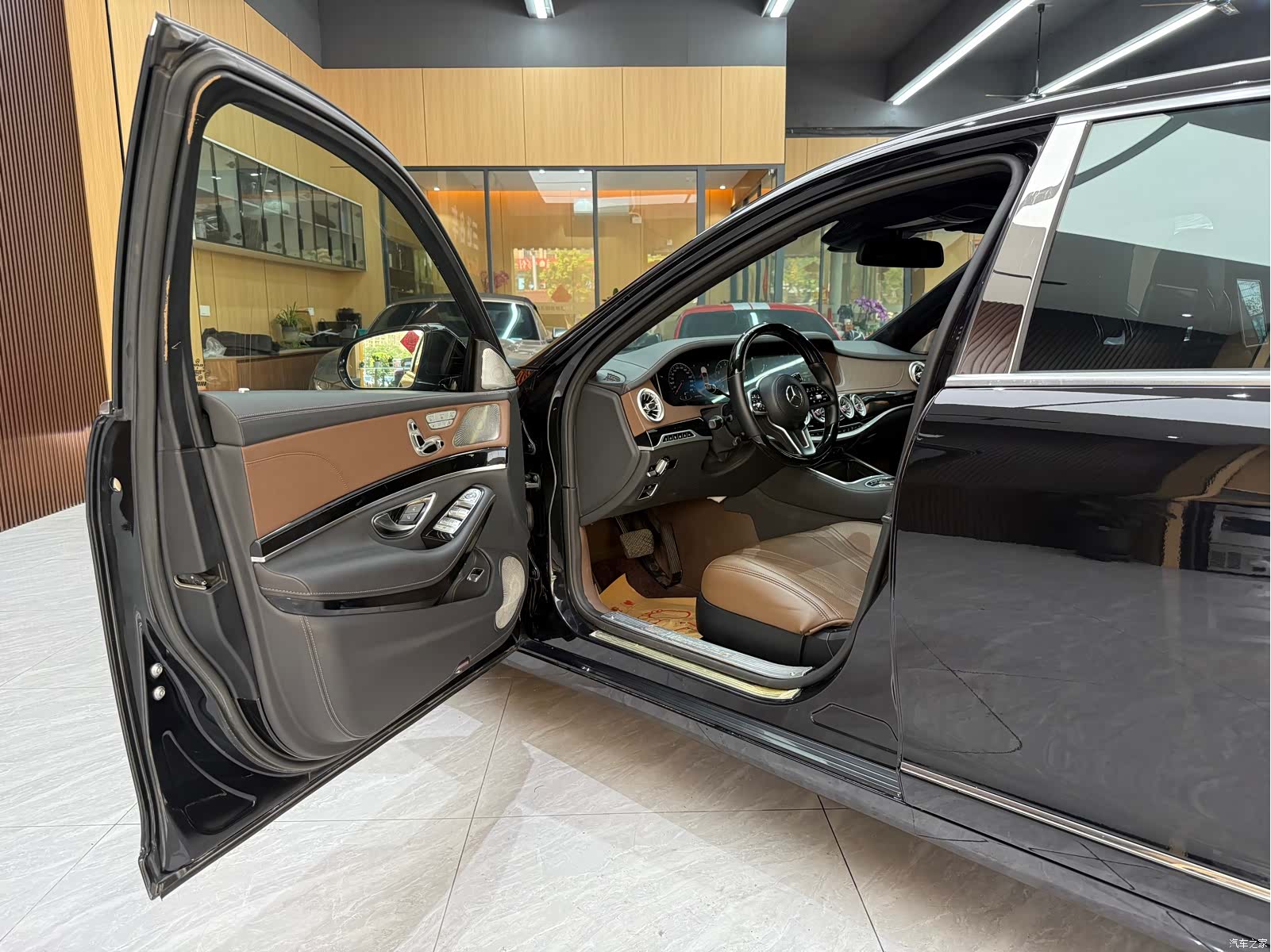 Mercedes-Benz S-Class, 2011 10