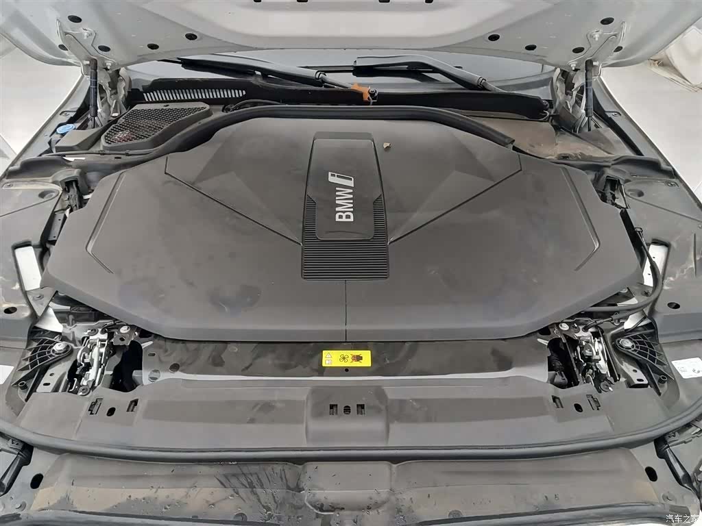 BMW i5, 2025 17