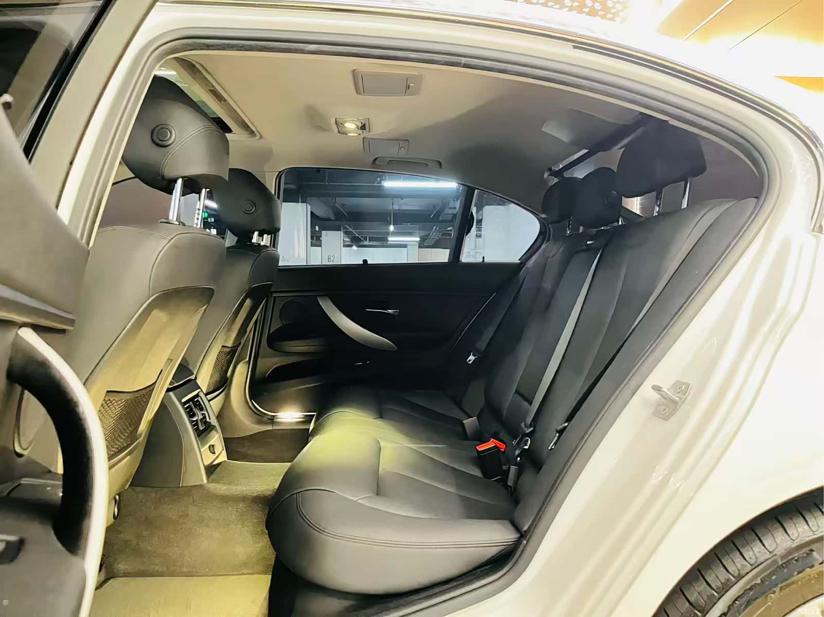 BMW 3 Series, 2015 14