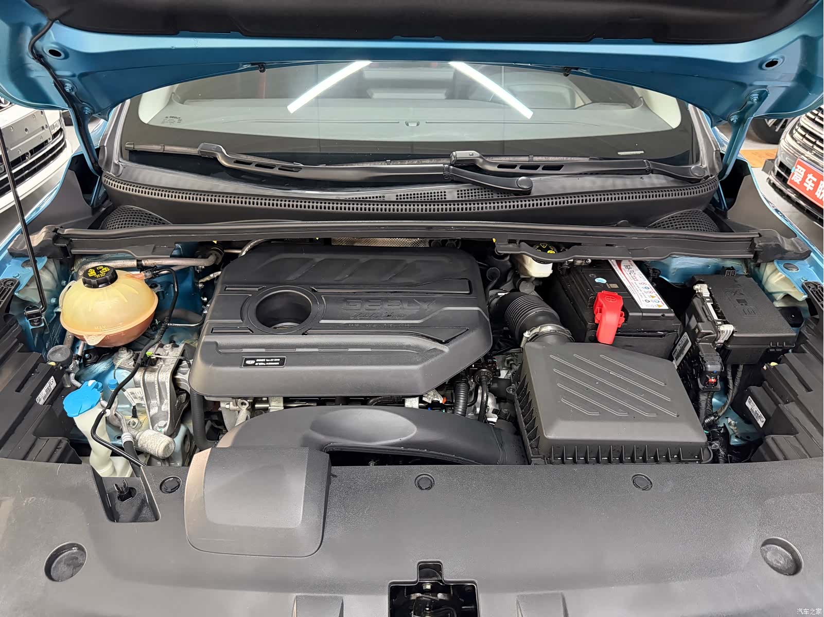 Geely Emgrand, 2022 21