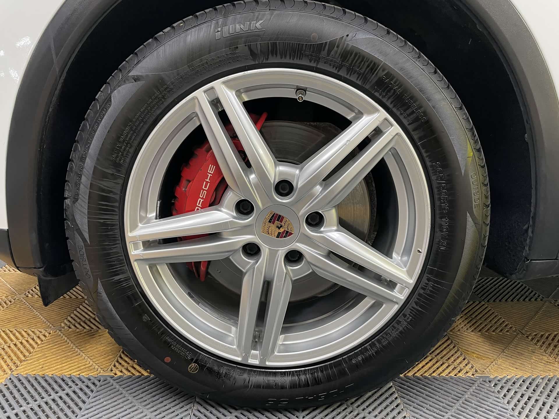 Porsche Cayenne, 2013 6