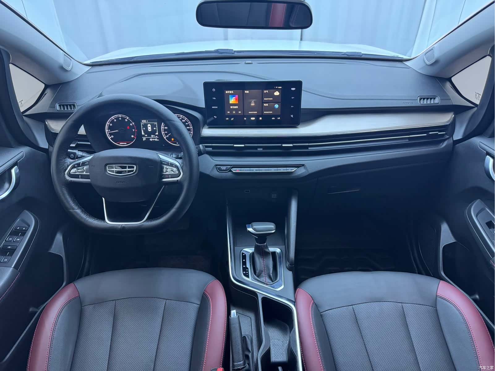 Geely X3, 2022 13
