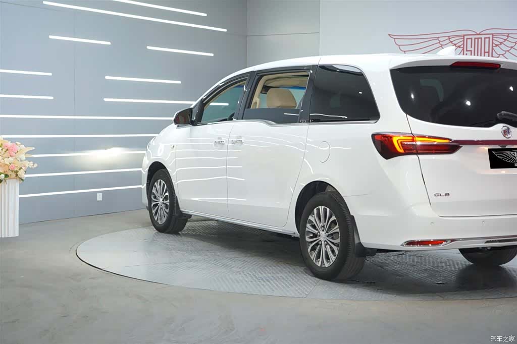 Buick GL8, 2024 все фото