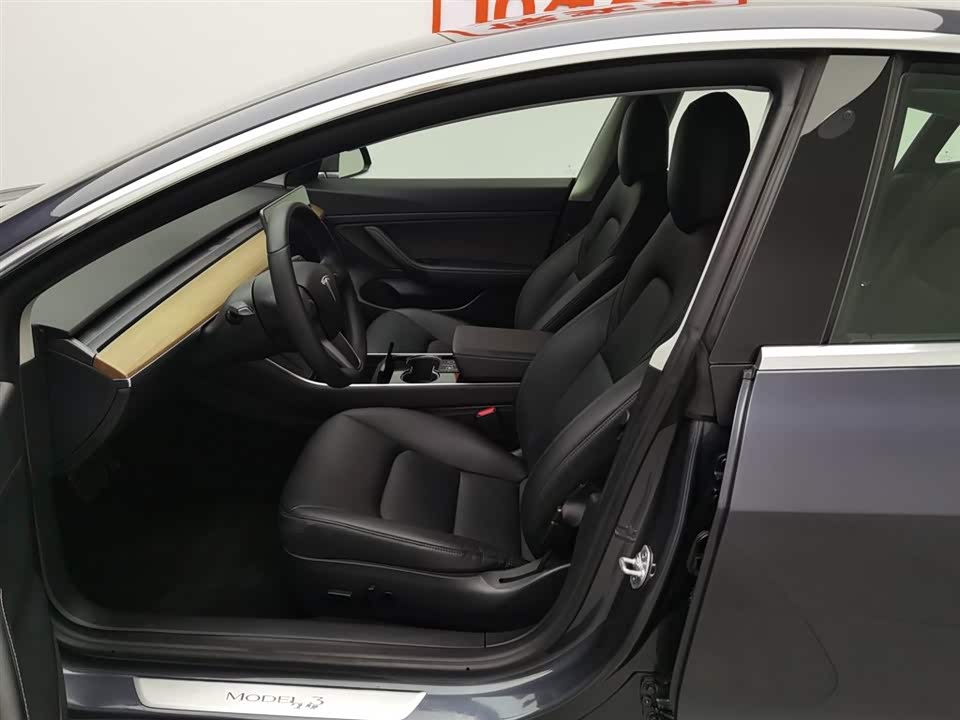 Tesla Model 3 Tesla Model 3