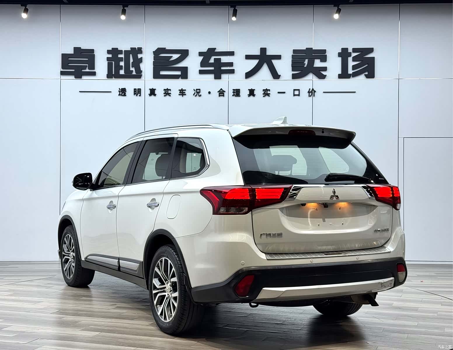 Mitsubishi Outlander, 2018 все фото