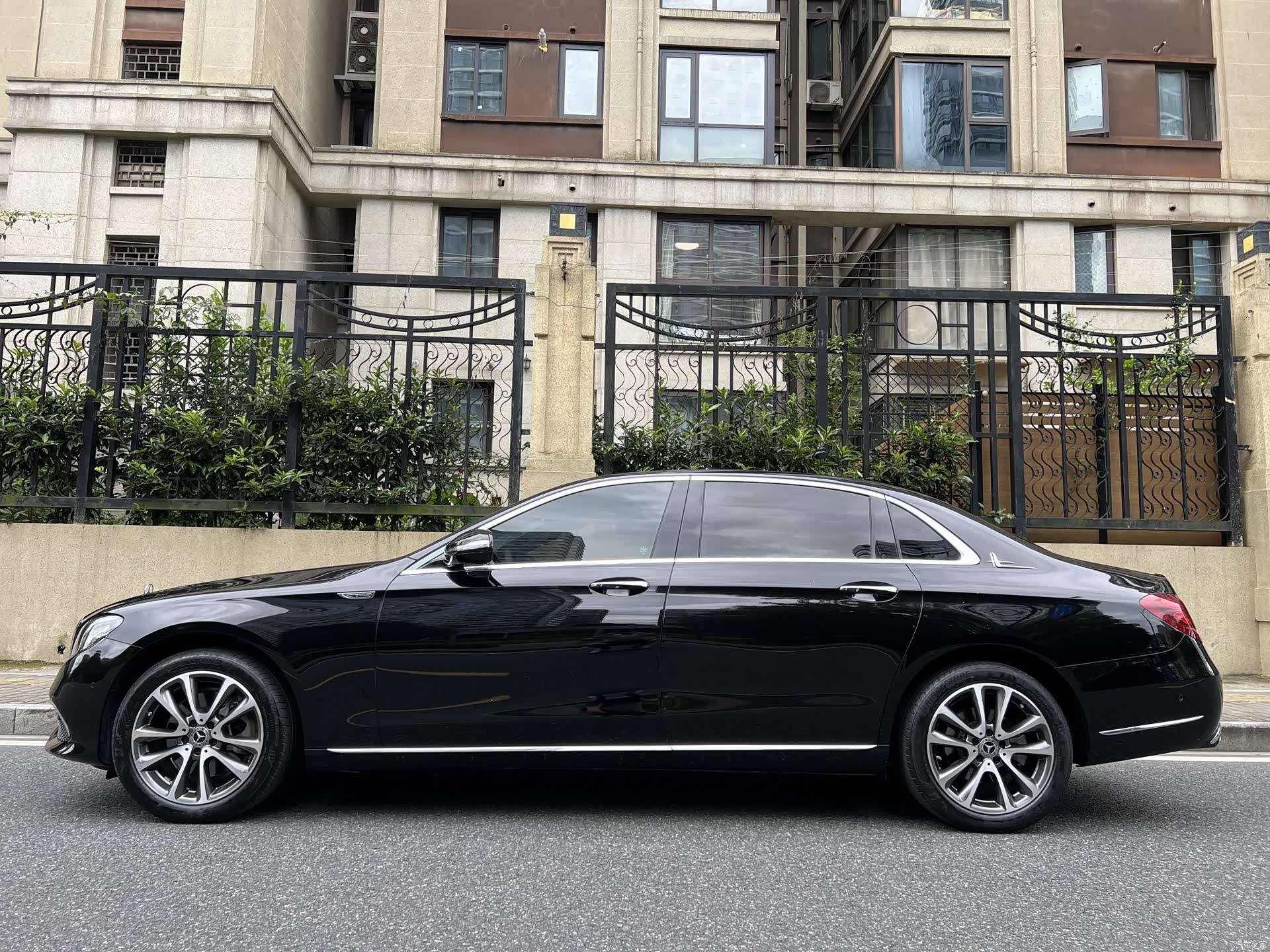 Mercedes-Benz E-Class, 2019 7