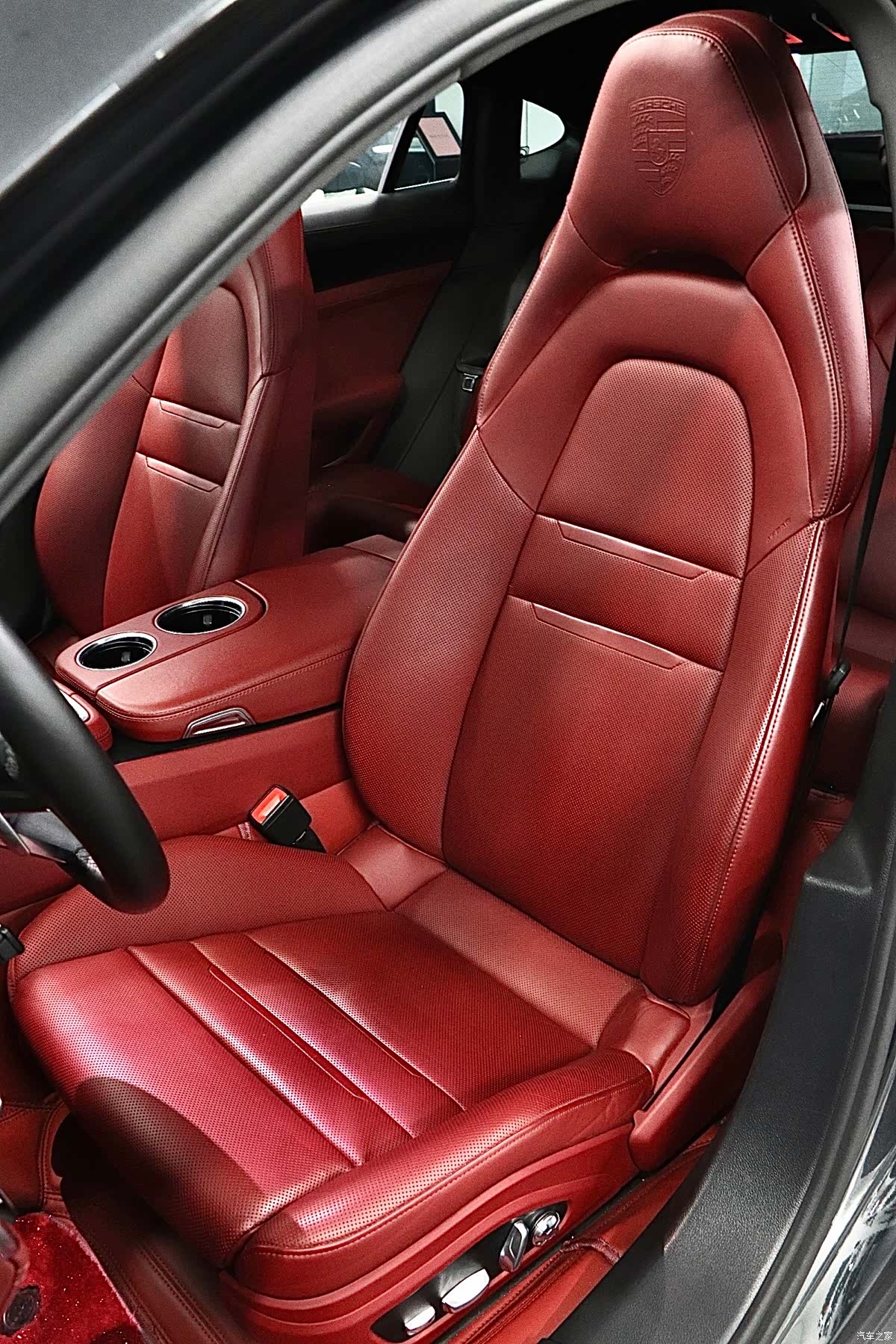 Porsche Panamera, 2019 12