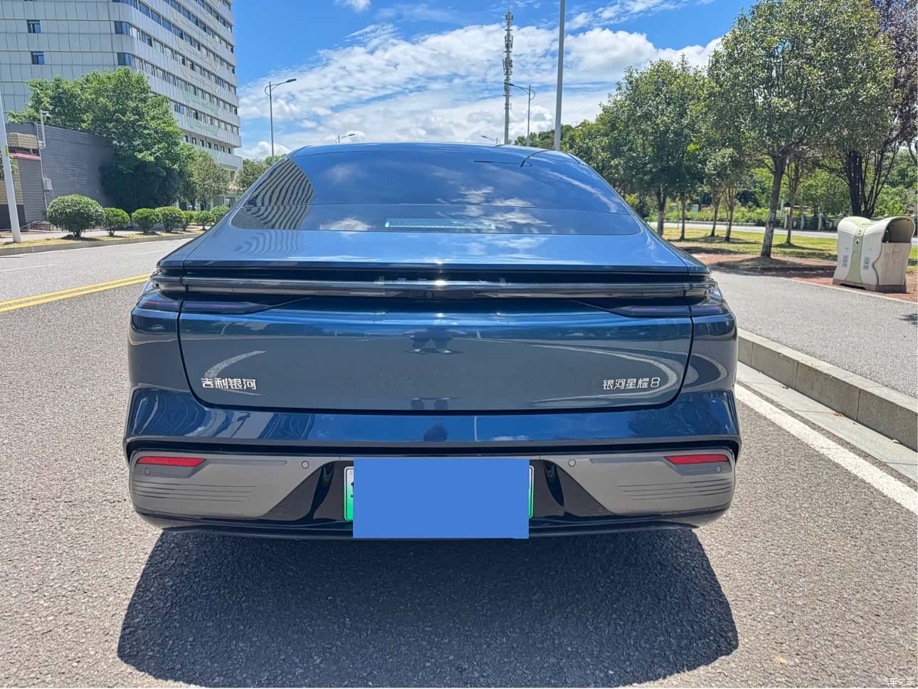 Geely 8, 2025 8