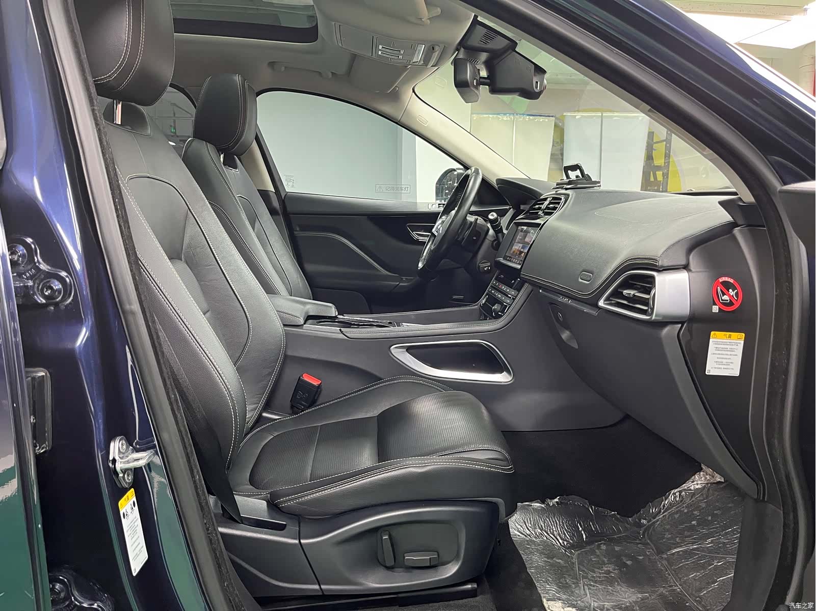 Jaguar F-PACE, 2017 18
