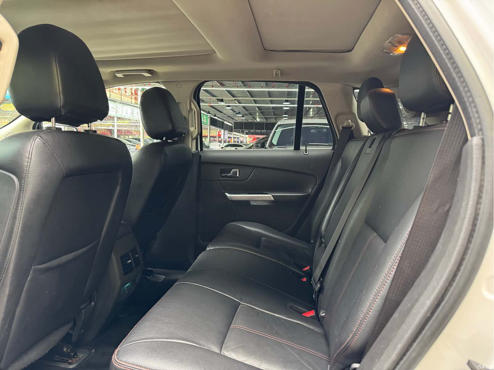 Ford Edge, 2013 12