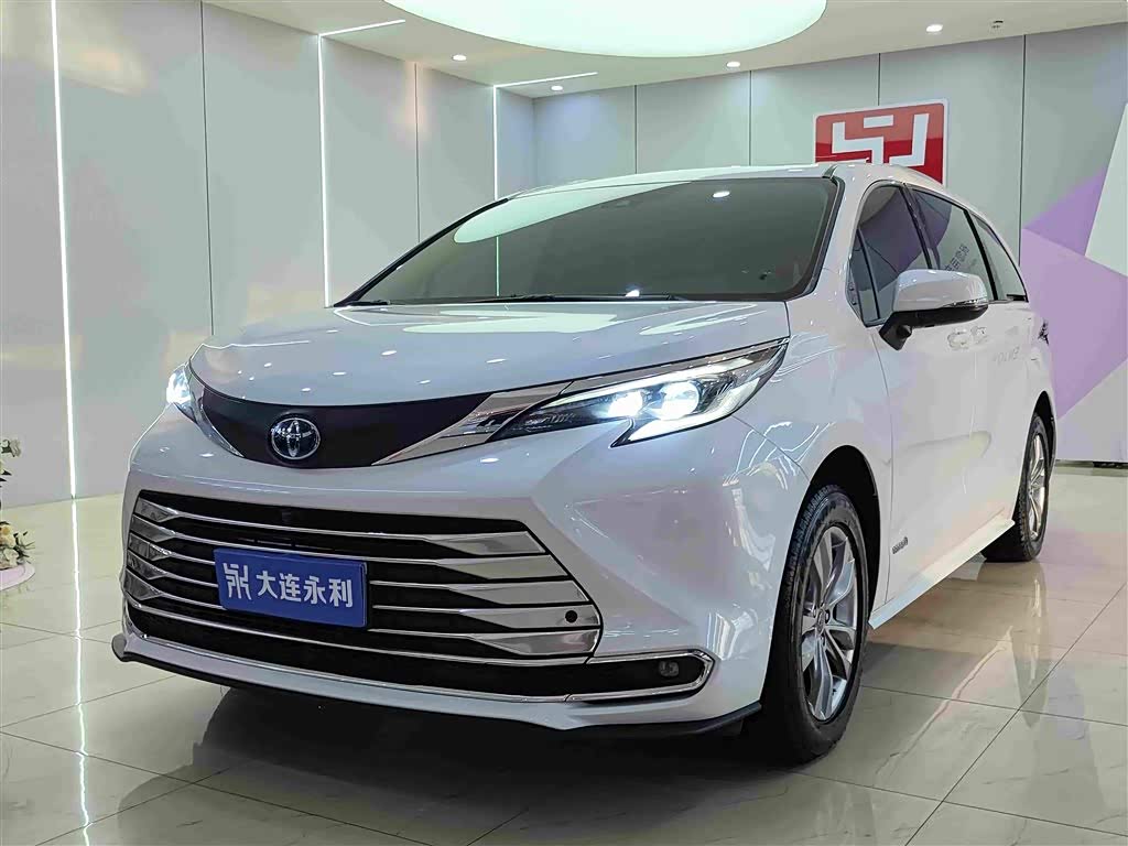 Toyota Sienna 2023 2.5L Comfort