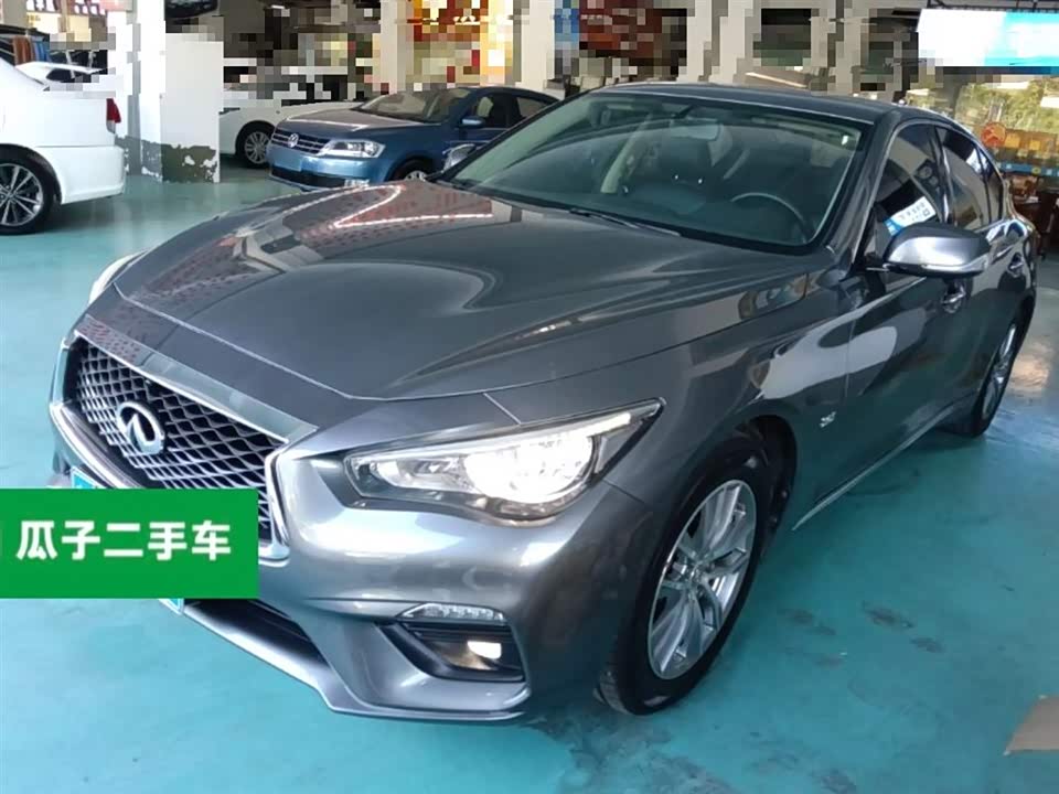 Infiniti Q50L
