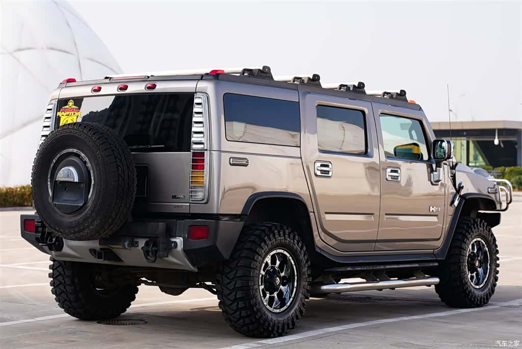 Hummer H2, 2010 29