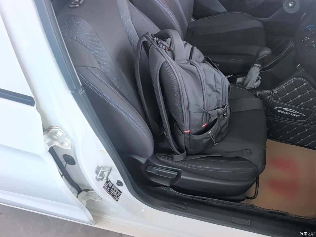 Wuling 310, 2017 25