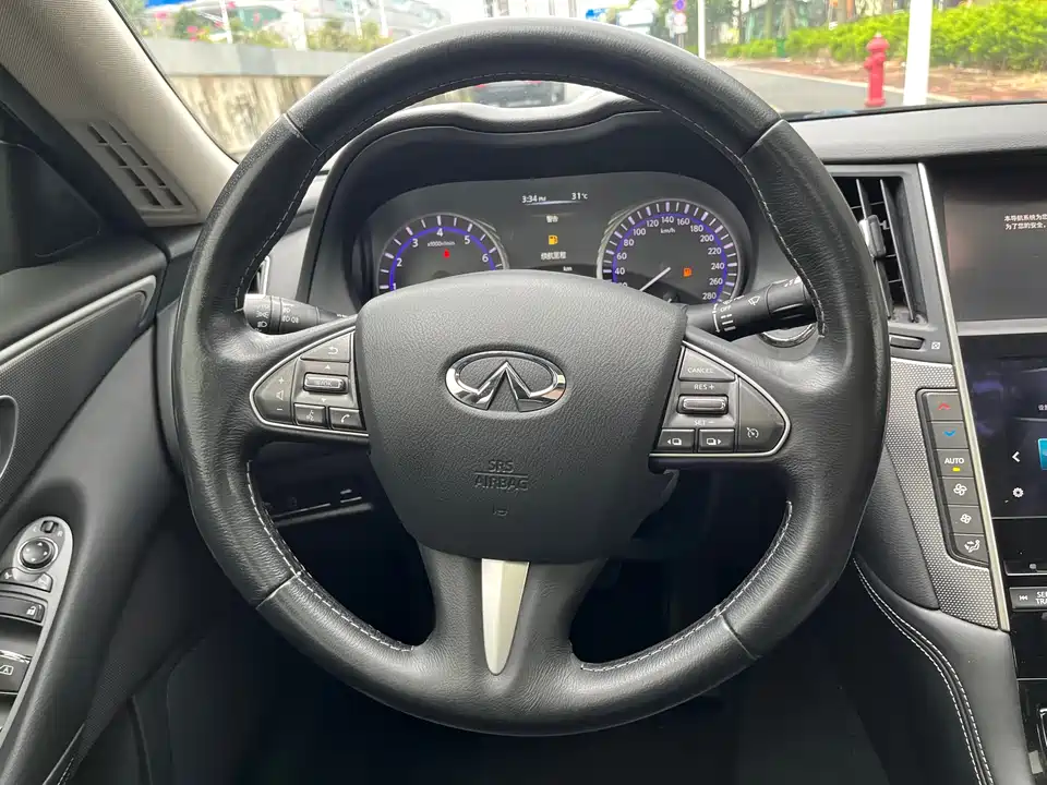 Infiniti Q50L Infiniti Q50L