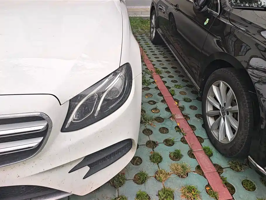 Mercedes-Benz E-class Mercedes-Benz E-class