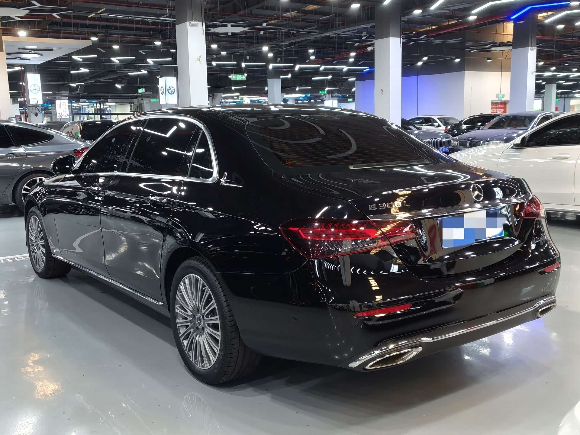Mercedes-Benz E-Class, 2022 17