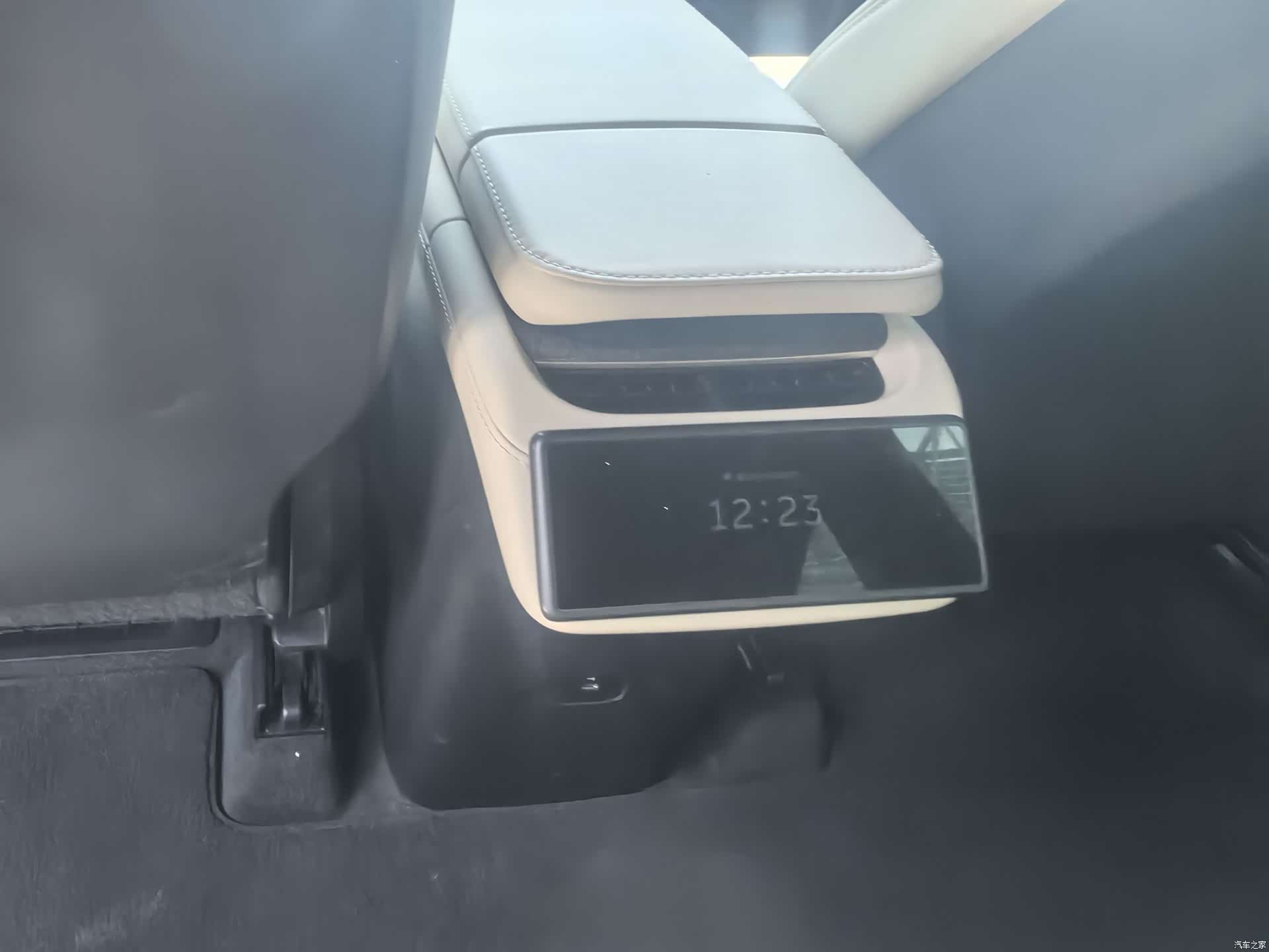 NIO ES6, 2023 7