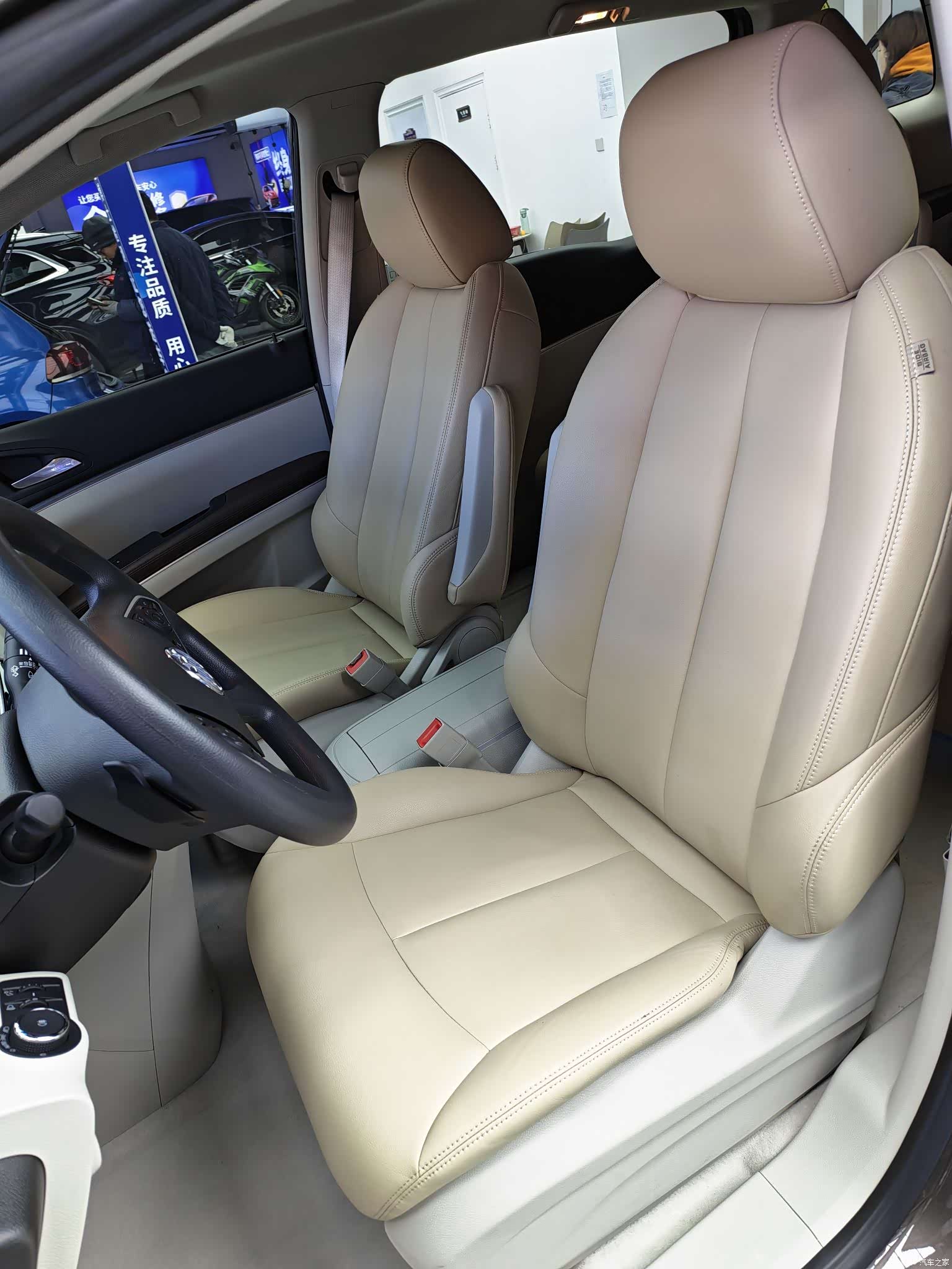 Buick GL8, 2024 6