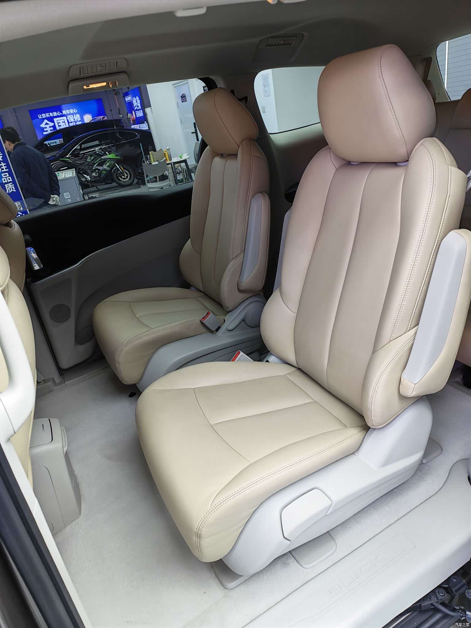 Buick GL8, 2024 7