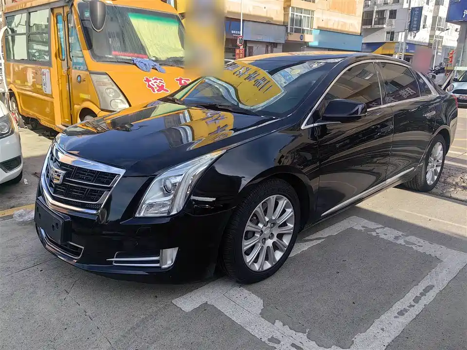 Cadillac XTS