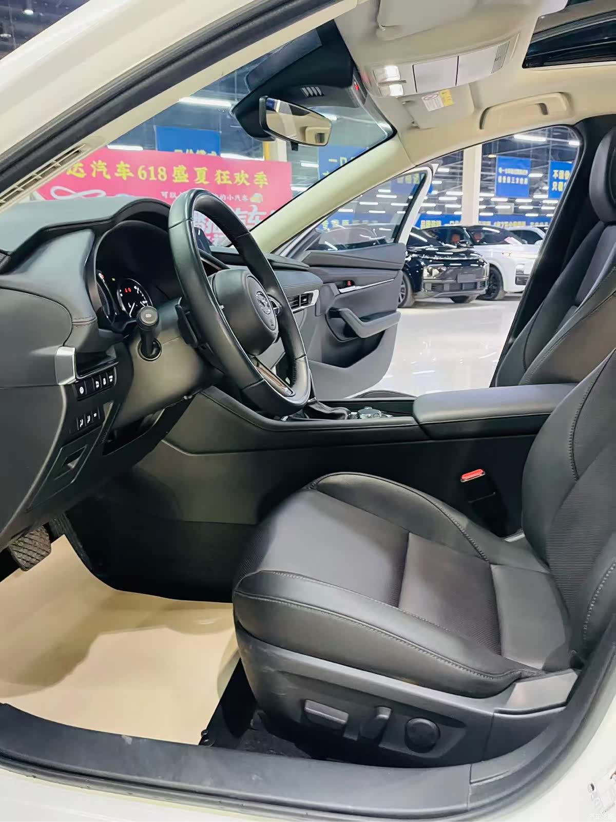 Mazda Mazda3, 2024 7