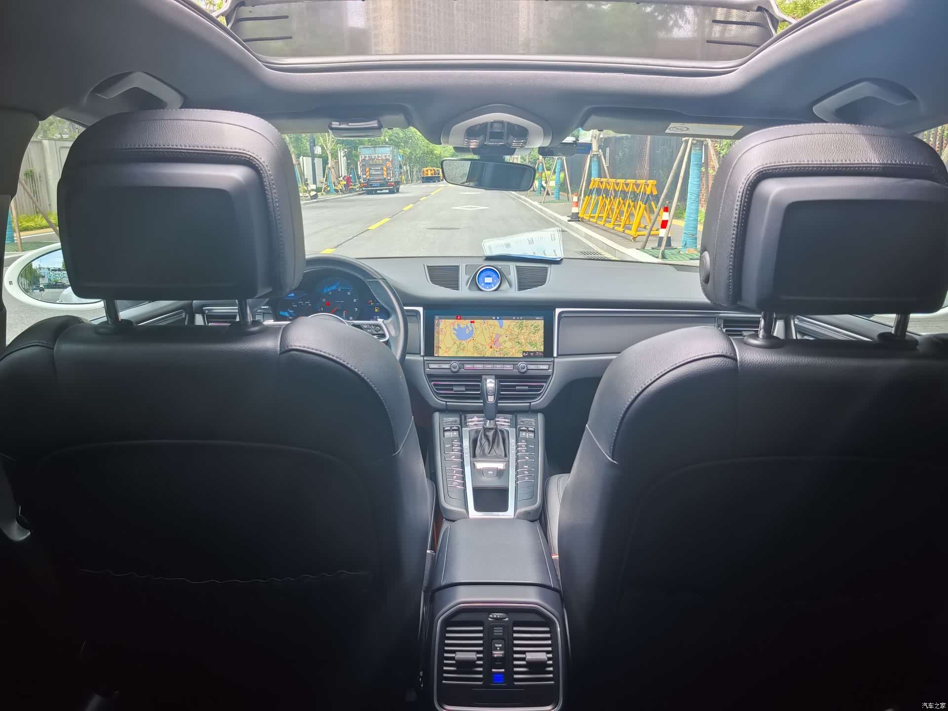 Porsche Macan, 2018 10