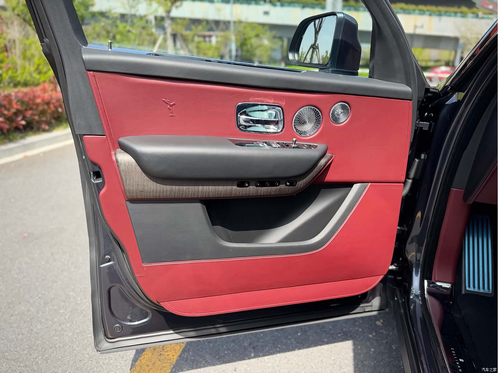Rolls-Royce Cullinan, 2019 9