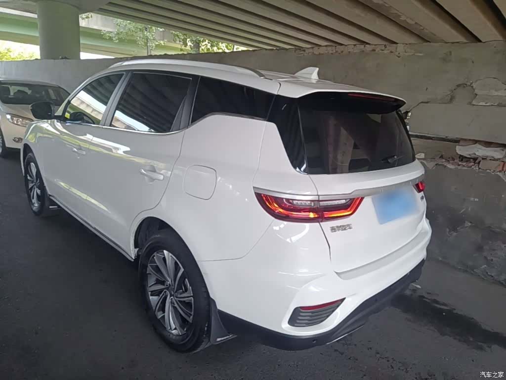 Geely X6, 2020 все фото