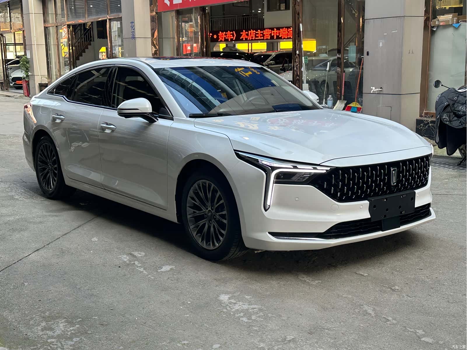 Bestune B70, 2022 3