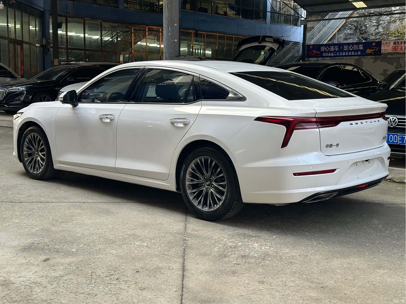 Bestune B70, 2022 7