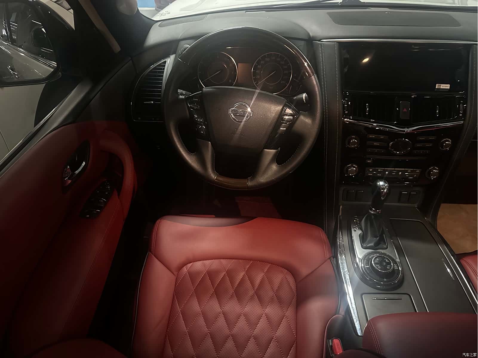 Nissan Patrol, 2020 9