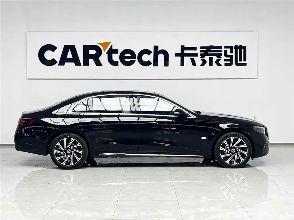 Mercedes-Benz E-Class, 2024 2