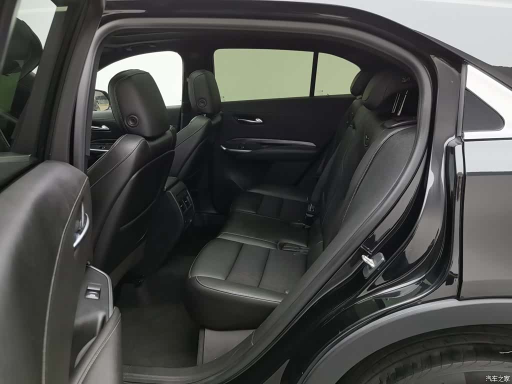 Cadillac XT4, 2020 15