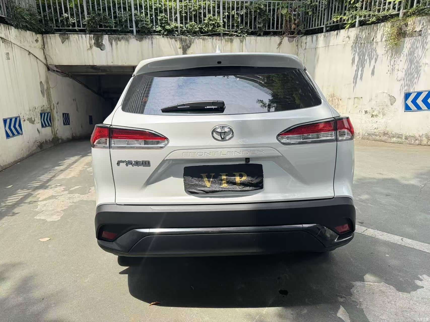 Toyota Frontlander, 2023 все фото