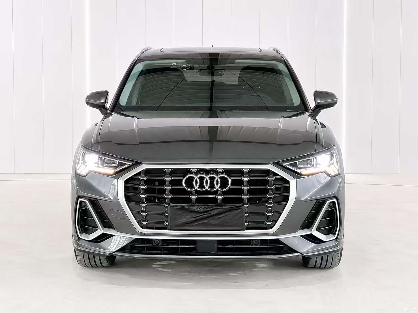 Audi Q3, 2022 2