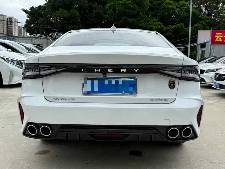 Chery Arrizo 8