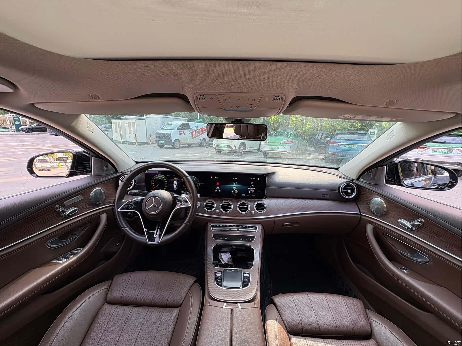 Mercedes-Benz E-Class, 2023 все фото