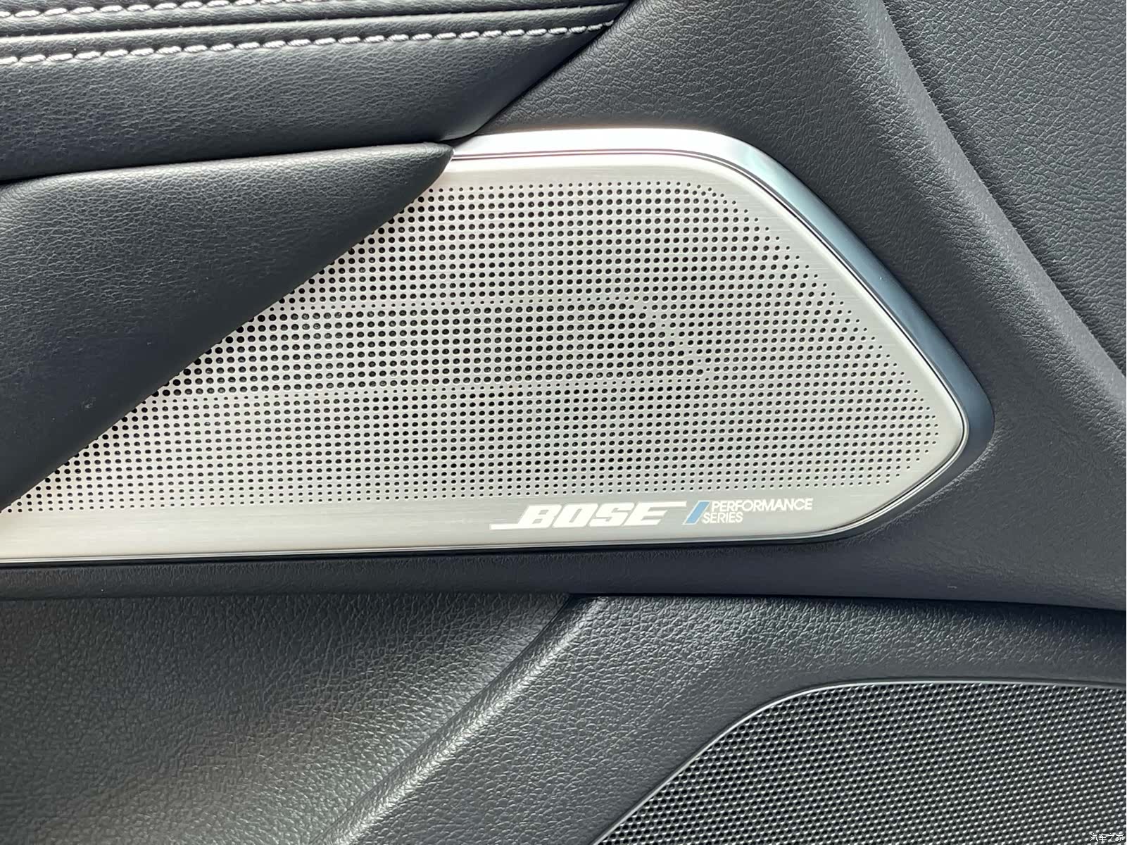 Infiniti Q60, 2019 30