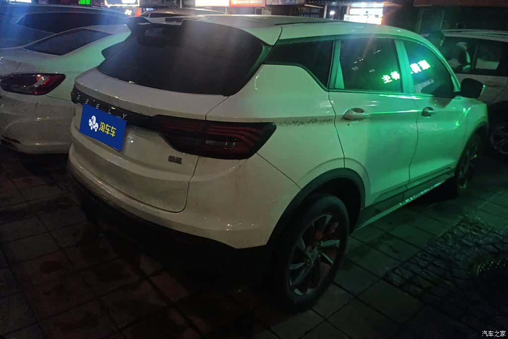 Geely Coolray, 2025 3