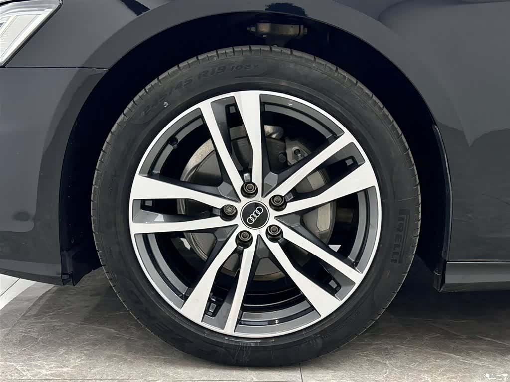 Audi A6L, 2024 19