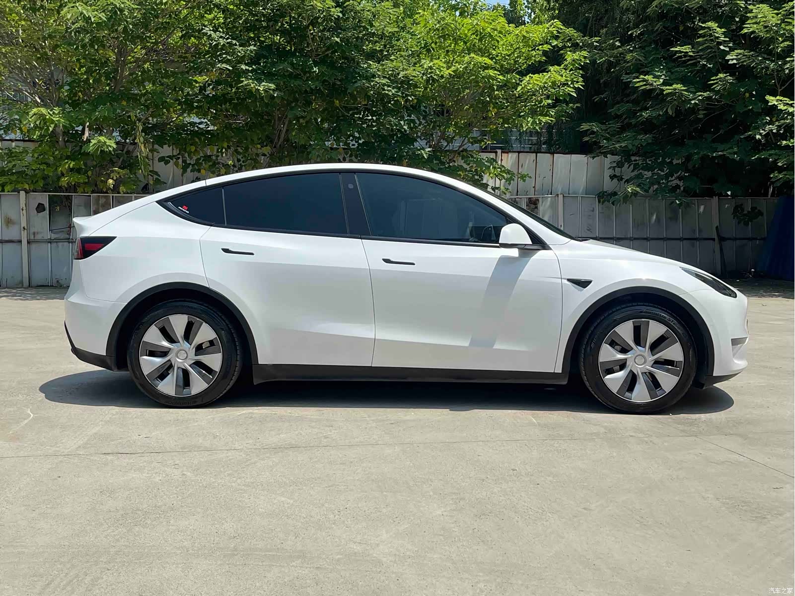 Tesla Model Y, 2021 7