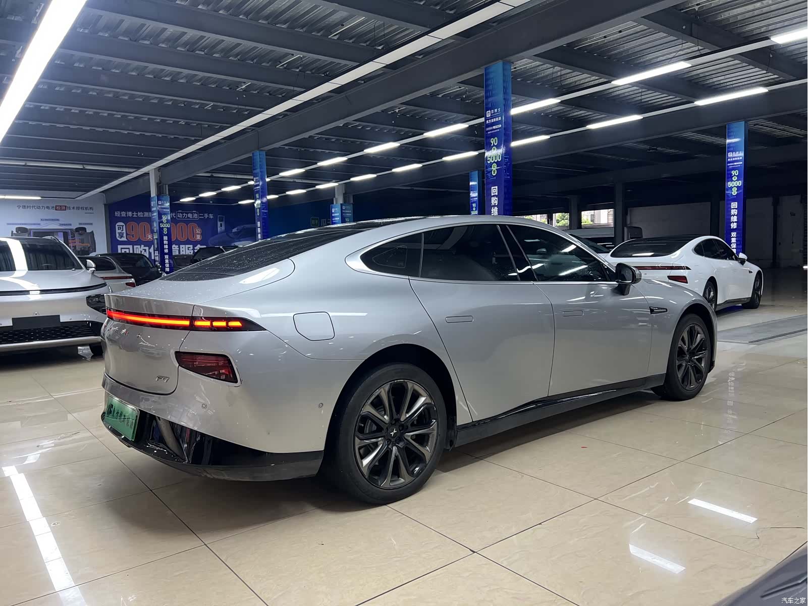 Xpeng P7, 2022 4