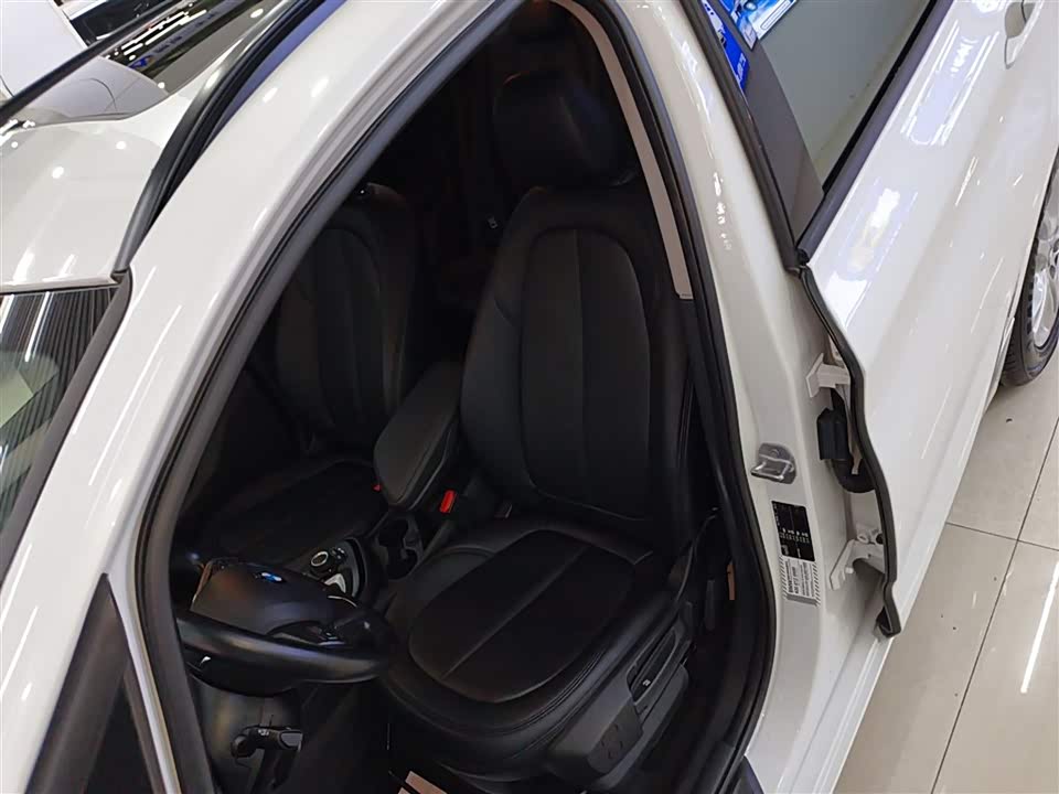 BMW 2 series station wagon